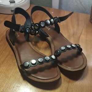 Mia Sandals Size 7.5
